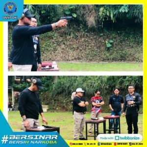 Latihan Menembak di Lingkungan BNNP DKI Jakarta Latihan Menembak di Lingkungan BNNP DKI Jakarta